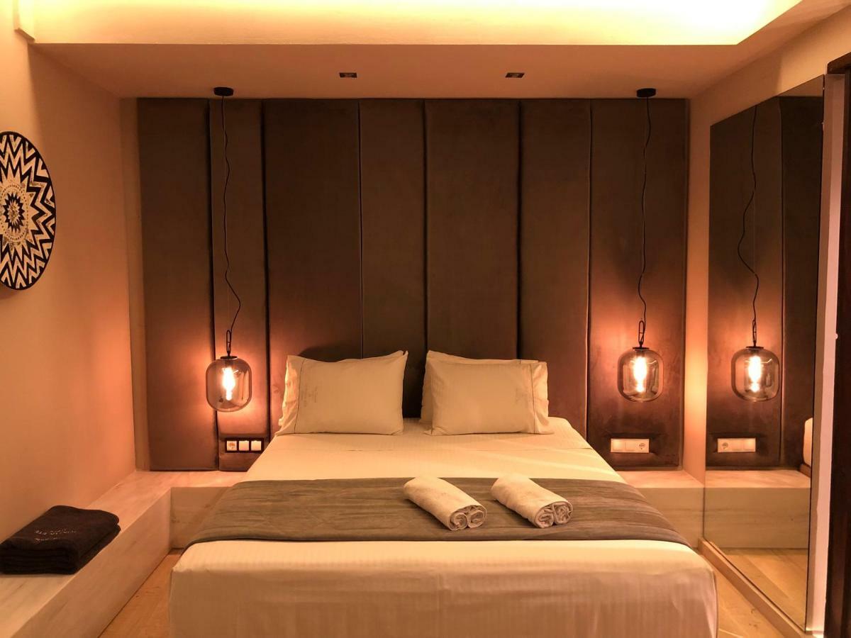 Ionian Eye Design & Apartment