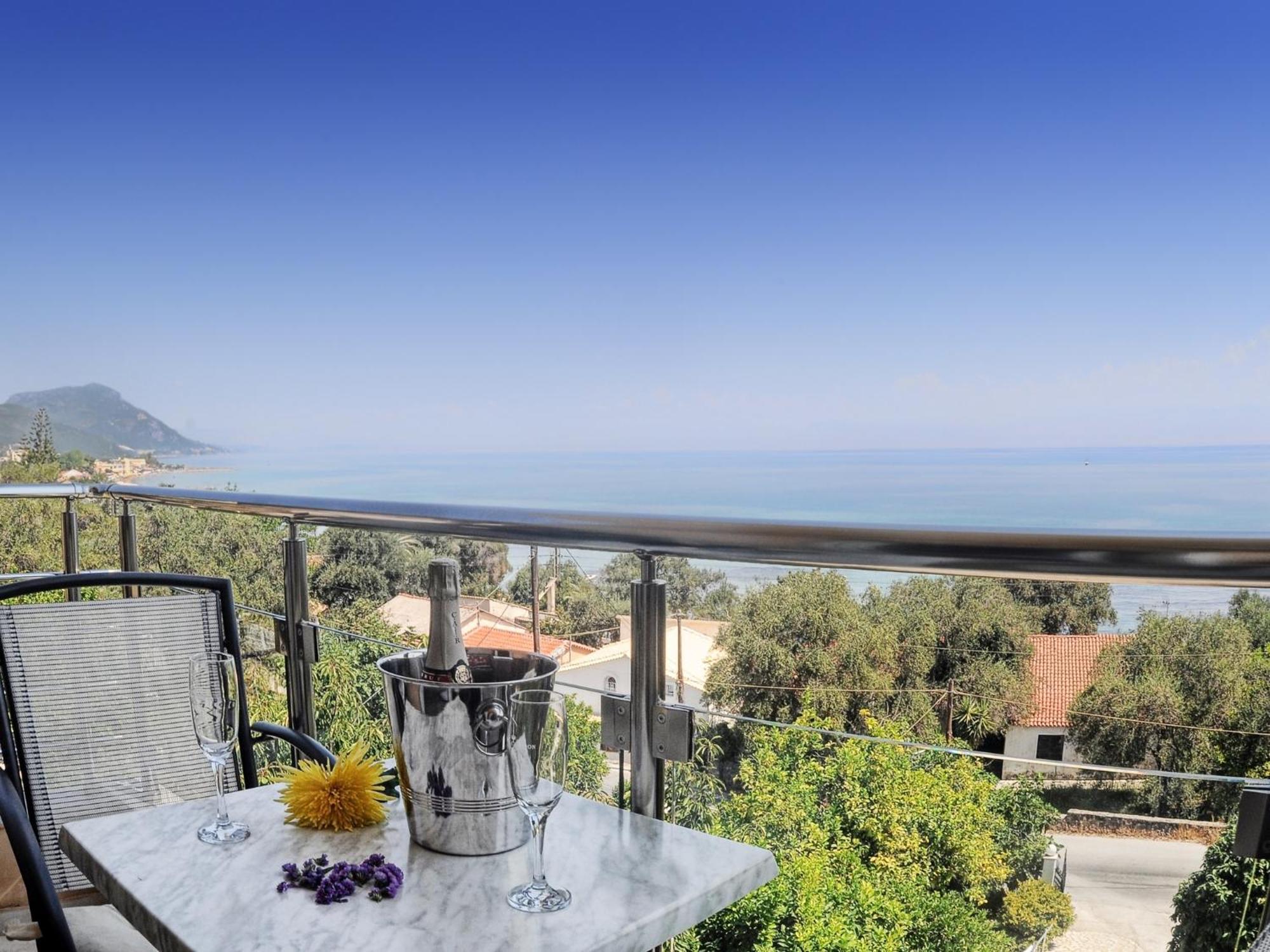 Apartament Ionian Eye Design &